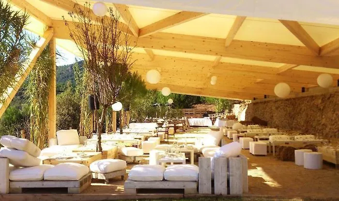 فندق Mas Mariassa 4*